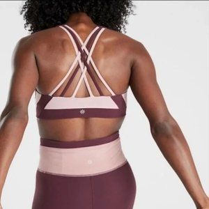 Athleta Hyper Focused Chroma Sports Bra in Maroon/Blush